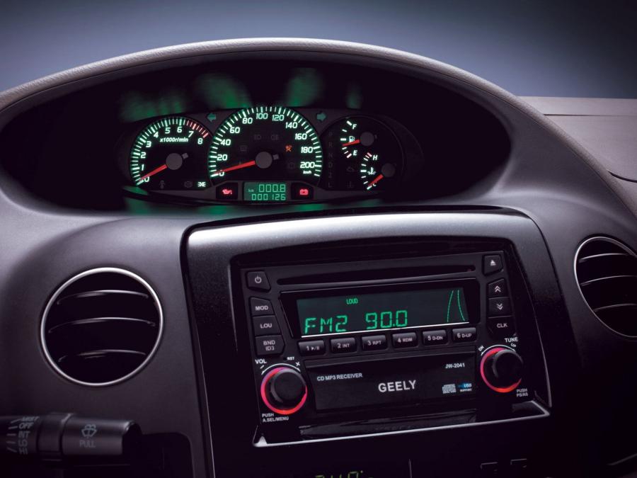 Geely MK 2006 года  (фото 2 из 10)